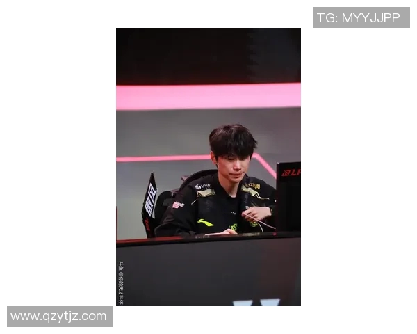 b神看人打比赛的图片-B神视角下的比赛瞬间-b神看人打比赛的图片